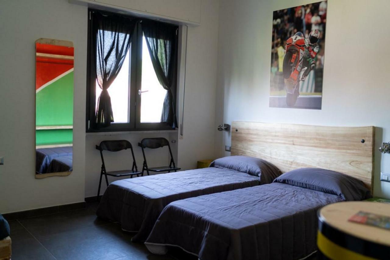 Bed and Breakfast Italian Piston House Sport Moto Rent Millesimo Exterior foto